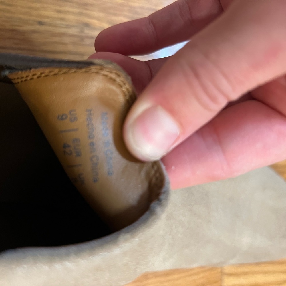 Aldo Chelsea Boots - Picture 4 of 7